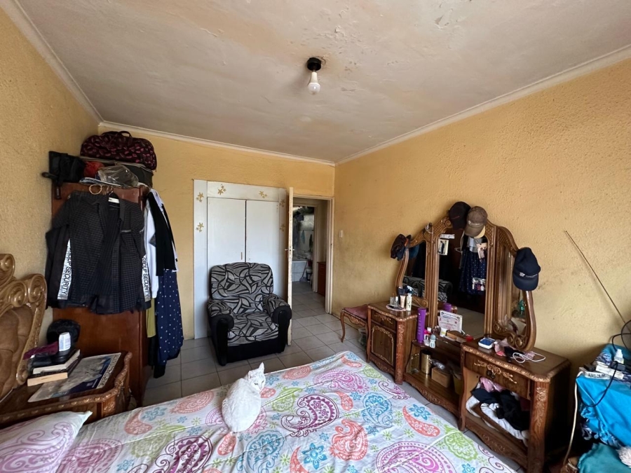 2 Bedroom Property for Sale in Oakdene Western Cape